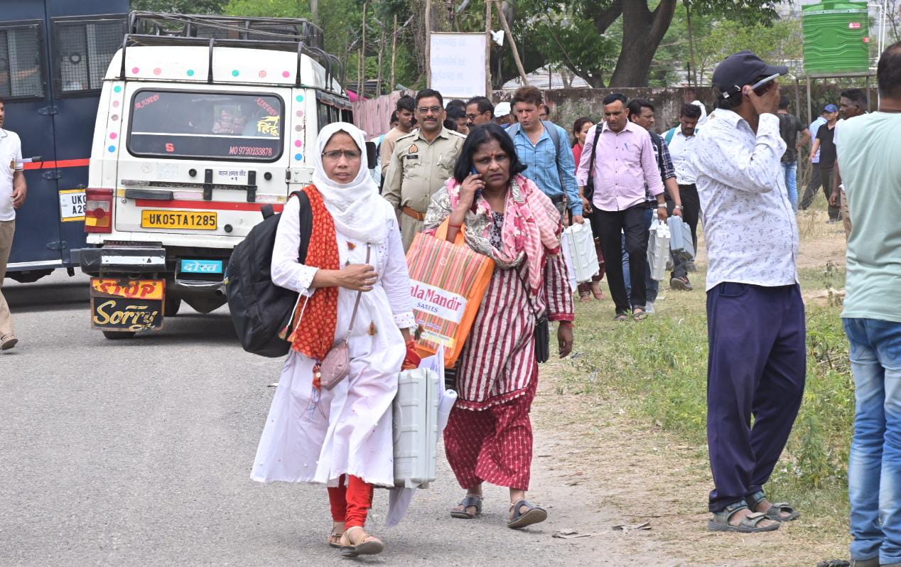 election preparations at Haridwar, हरिद्वार लोकसभा सीट पर चुनाव की तैयारियों के नज़ारे कैसे रहे दिन भर