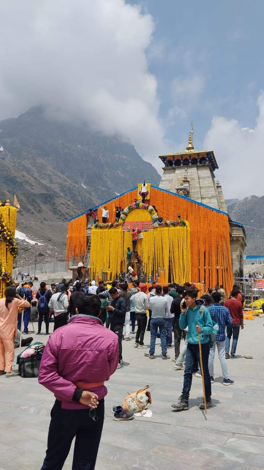 Kedarnath's Panchmukhi Doli, केदारनाथ की पंचमुखी डोली, केदारनाथ धाम के लिए रवाना, 10 मई को खुल जायेंगे कपाट।