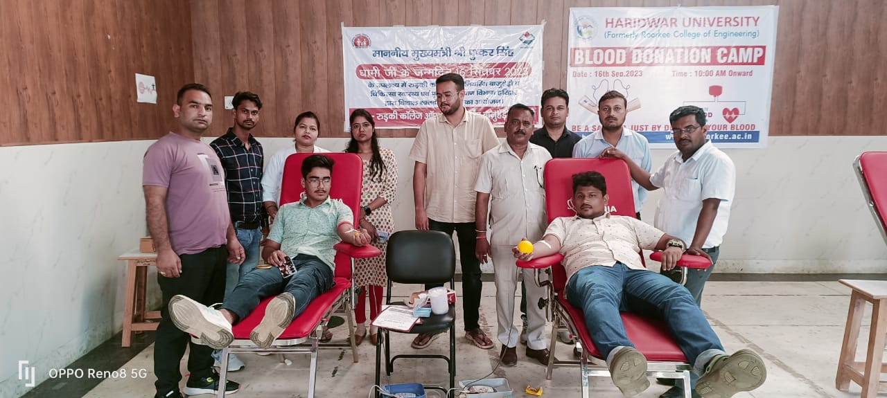 "संकल्प दिवस’’के रूप में मनाया मुख्यमंत्री  का  जन्म दिन, हरिद्वार में विभिन्न संस्थाओं ने डेंगू के विरूद्ध लड़ाई के लिए किया रक्तदान |