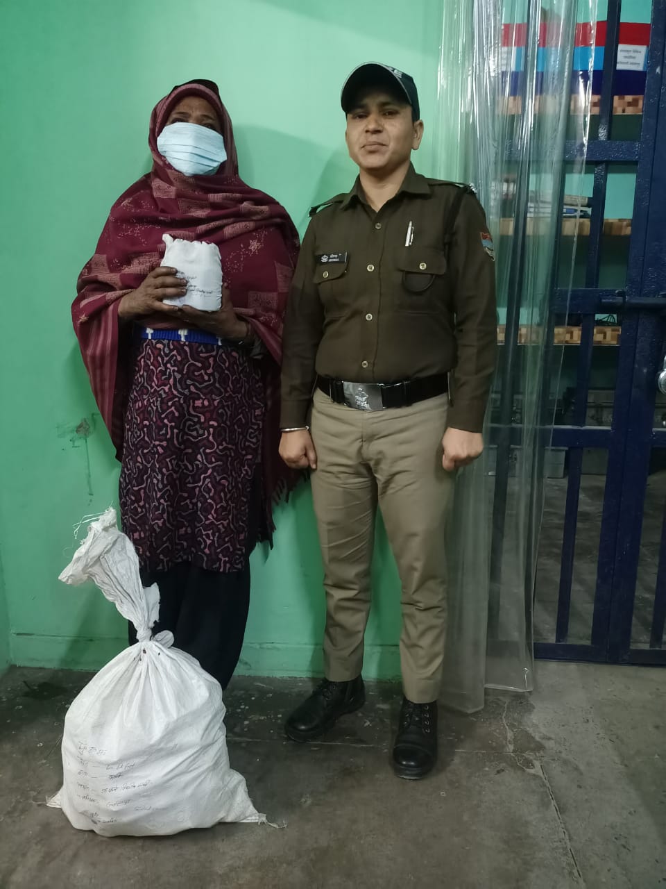 अवैध शराब के साथ हरिद्वार ब्रह्मपुरी से युवक और ज्वालापुर से महिला गिरफ्तार।