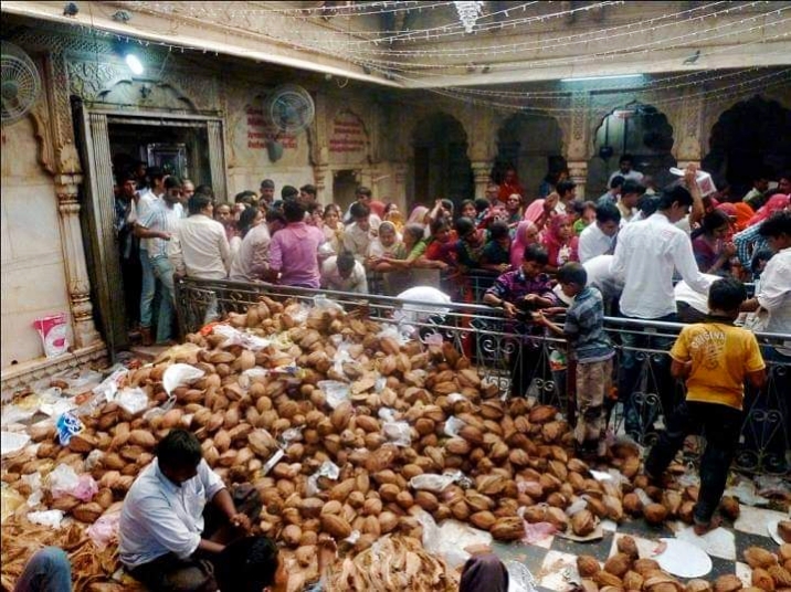 करणी माता का मंदिर 