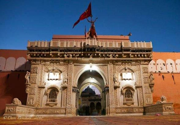 करणी माता का मंदिर 