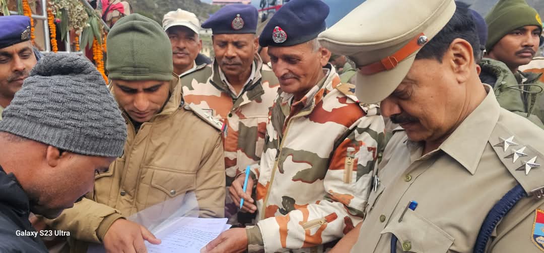Badrinath Dham, बद्रीनाथ धाम: ITBP ने शीतकालीन सुरक्षा के बाद IRB को सौंपा जिम्मा