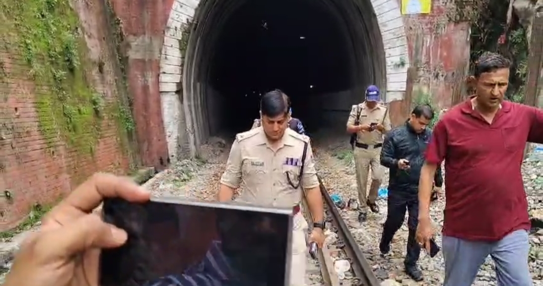 kidnapped, raped and Murder, चार साल की मासूम को अगवाकर दुष्कर्म के बाद हत्या, रेलवे टनल के भीतर मिला शव।