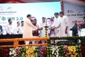 NHAI,भारतीय राष्ट्रीय राजमार्ग प्राधिकरण ने फरीदाबाद-नोएडा अंतर्राष्ट्रीय हवाई अड्डा कॉरिडोर पर पौधारोपण अभियान चलाया