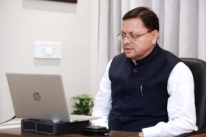 सड़कों और बुनियादी सुविधाओं की बहाली पर विशेष ध्यान दें