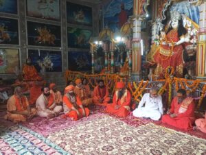 गुरु की शरण और जीवन में अर्जित किया गया ज्ञान मनुष्य जीवन की सबसे बड़ी निधि: श्री महंत आचार्य प्रमोद महाराज