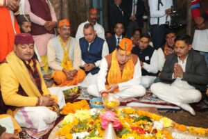 मुख्यमंत्री धामी ने की जागेश्वर धाम में पूजा-अर्चना, प्रदेशवासियों की सुख-समृद्धि के लिए की मंगलकामना