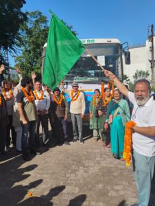 तीर्थाटन योजना के तहत श्रद्धालुओं में उत्साह, बद्रीनाथ धाम के लिए निकला नया जत्था
