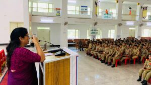कैडेट्स को एकता, अनुशासन और सोशल अवेयरनेस पर मार्गदर्शन