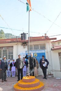 रुद्रप्रयाग में 77वां गणतंत्र दिवस हर्षोल्लास के साथ मनाया गया, निकली भव्य प्रभात रैली