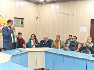 प्रेस क्लब में धूमधाम से मनाया गया गणतंत्र दिवस