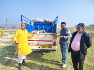 जिलाधिकारी के निर्देशन में तीन माह से नियमित चलाया जा रहा है सफाई अभियान