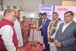 हरिद्वार में भव्य फार्मा समिट एवं उद्यमी सम्मान समारोह का शुभारंभ हुआ