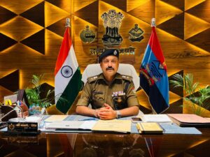 वरिष्ठ पुलिस अधीक्षक के निर्देशन में शराब पीकर वाहन चलाने वाले चालकों के विरुद्ध विशेष अभियान चलाया गया