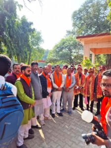 श्री रघुनाथ सत्संग मंडल तीर्थ पुरोहित समाज ने सामूहिक विवाह संस्कार का आयोजन कर 14 गरीब कन्याओं का विवाह कराया संपन्न