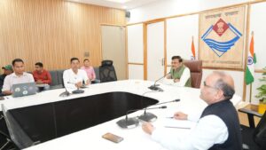 मुख्य सचिव की अध्यक्षता में राज्य आपदा मोचन निधि एवं राज्य आपदा न्यूनीकरण निधि मद के अंतर्गत प्राप्त प्रस्तावों के अनुमोदन हेतु राज्य कार्यकारिणी समिति की बैठक हुई