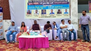 उत्तरांचल प्रेस क्लब द्वारा आयोजित अंतर क्रिकेट प्रतियोगिता का फाइनल मुकाबला संपन्न हुआ