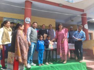 राजकीय आदर्श विद्यालय नई टिहरी में शैक्षिक सत्र 2026–27 का शुभारंभ, निःशुल्क पुस्तकों का वितरण