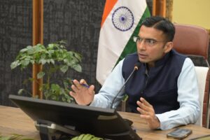 मा० प्रधानमंत्री के भ्रमण कार्यक्रम को लेकर जिला प्रशासन अलर्ट मोड पर; डीएम ने रेखीय विभागों के अधिकारी संग की समीक्षा बैठक