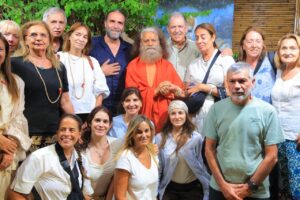 परमार्थ निकेतन पहुँचा विदेशियों का दल, आध्यात्मिक अनुभव से हुए अभिभूत*