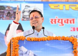 मुख्यमंत्री ने ऋषिकेश से चार धाम जाने वाली बसों को हरी झंडी दिखाकर किया रवाना