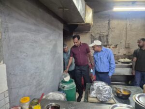 जनपद में खाद्य पदार्थों में किसी प्रकार की मिलावट न हो खाद्य विभाग द्वारा निरंतर छापेमारी की कार्यवाही जारी