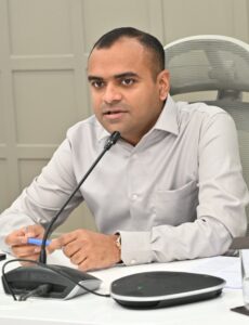 जिलाधिकारी मयूर दीक्षित ने जनपदवासियों से की पोर्टल के माध्यम से स्व गणना करने की अपील