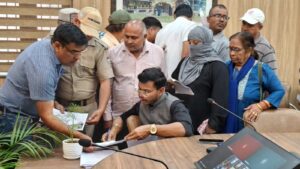 देवपुरम कॉलोनी के निकासी मार्ग पर अवैध निर्माण से सीवर बाधित, प्रशासन ने तत्काल तलब की रिपोर्ट