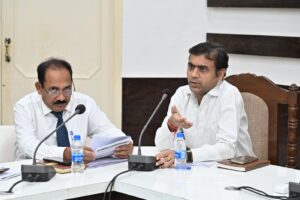 स्वरोजगार के लिए ऋण उपलब्ध कराए जाने वाले लंबित आवेदनों को शीर्ष प्राथमिकता से स्वीकृत करे संबंधित बैंक: अपर जिलाधिकारी