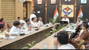 कैंसर पीड़ित परिवार को मिली बड़ी राहत; 71 हजार ऋण माफ, 50 हजार की आर्थिक सहायता