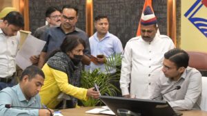 जन समस्याओं के समाधान का भरोसा बना ‘जन दर्शन’, फरियादियों की संख्या 300 पार