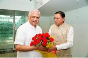 मुख्यमंत्री ने भारतीय जनता पार्टी के राष्ट्रीय महासचिव (संगठन) श्री बीएल संतोष का उत्तराखंड आगमन पर जौलीग्रांट एयरपोर्ट पर स्वागत एवं अभिनंदन किया