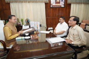 मुख्यमंत्री से विधायक श्री उमेश शर्मा काऊ ने भेंट की