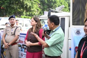 जिला विधिक सेवा प्राधिकरण, देहरादून द्वारा घण्टाघर में “सडक सुरक्षा जीवन रक्षा” अभियान के अंतर्गत जागरूकता अभियान