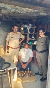 रुद्रप्रयाग में आबकारी विभाग की बड़ी कार्रवाई, बड़ी मात्रा में अवैध शराब बरामद