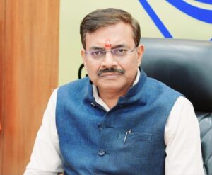मुख्य सचिव आनन्द बर्द्धन एक दिवसीय जनपद भ्रमण पर आ रहे