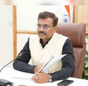मुख्य सचिव की अध्यक्षता में सचिवालय में जिलाधिकारियों के साथ वीडियो कॉन्फ्रेंसिंग के माध्यम से बैठक आयोजित हुयी