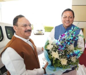 मुख्यमंत्री ने देवभूमि उत्तराखंड आगमन पर केंद्रीय स्वास्थ्य एवं परिवार कल्याण मंत्री श्री जे.पी. नड्डा का जौलीग्रांट एयरपोर्ट पर स्वागत किया