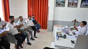 दावे एवं आपत्तियों के निस्तारण की सुनवाई के संबंध में जनपद के मान्यता प्राप्त राजनीतिक दलों के प्रतिनिधियों के साथ बैठक