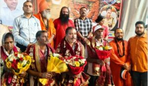 कांवड़ मेला सकुशल और शांतिपूर्ण ढंग से संपन्न होने पर श्री मनसा देवी मंदिर ट्रस्ट एवं अखिल भारतीय अखाड़ा परिषद की ओर से कांवड़ मेला सम्मान समारोह आयोजित किया