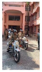कांवड़ मेले में व्यवस्थाओं और सुरक्षा व्यवस्था का जायजा लेने बाइक पर निकले SSP हरिद्वार