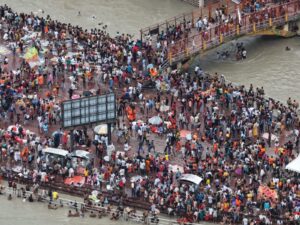 डाक कांवड़ यात्रा में उमड़ रहा है आस्था का सैलाब