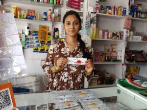 मालदेवता में सास-बहू की जोड़ी ने राखी कारोबार से मचाई धूम