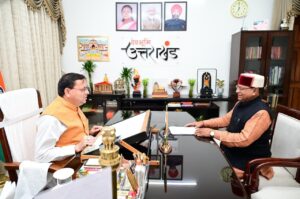 मुख्यमंत्री धामी से कैबिनेट मंत्री श्री खजान दास ने शिष्टाचार भेंट की