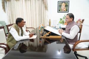मुख्यमंत्री धामी से विधायक बिशन सिंह चुफाल ने भेंट कर क्षेत्र विकास से जुड़े विषयों पर की चर्चा