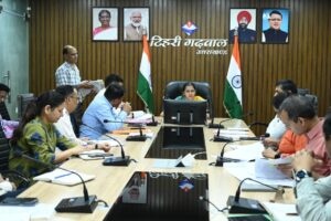 जिला स्तरीय पुनर्वास समिति की बैठक में प्रभावित परिवारों के पुनर्वासन प्रकरणों की समीक्षा