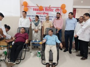 माननीय प्रधानमंत्री जी के जन्मदिवस के उपलक्ष्य में रुद्रपुर मेडिकल कॉलेज में स्वैच्छिक रक्तदान शिविर आयोजित, सीएमओ डॉ. गोस्वामी और प्राचार्य डॉ. भैंसोड़ा ने किया रक्तदान