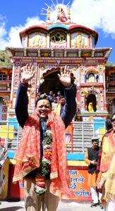 श्री बदरीनाथ धाम में मुख्यमंत्री ने की पूजा-अर्चना, मास्टर प्लान के कार्यों का लिया जायजा
