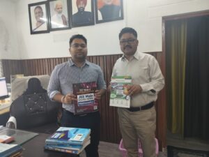 एक पुस्तक दान करें, ज्ञान का वृक्ष लगाएं’ अभियान को मिल रहा लगातार सहयोग